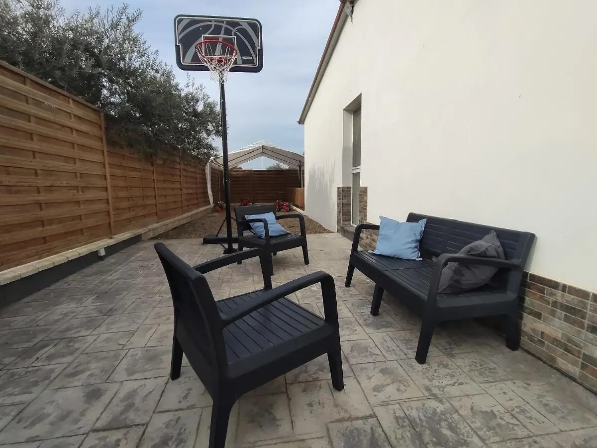 Chalet En El Aljarafe A 15 Min De Sevilla 0*, Seville Spain